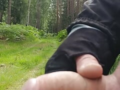 Got horny during a walk in the forest and waxed