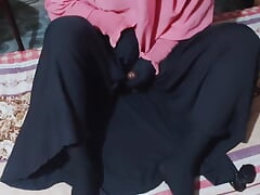 Short video of Satar Majhabi Mumin Ta'lim. Burka, Niqab, Haat Muz wearing a beautiful feeling found a happy medium