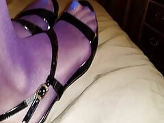 40V Purple Pantyhose and Blue toenails
