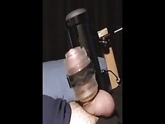 Thehandy stroker vocal and verbal masturbation with cumshot